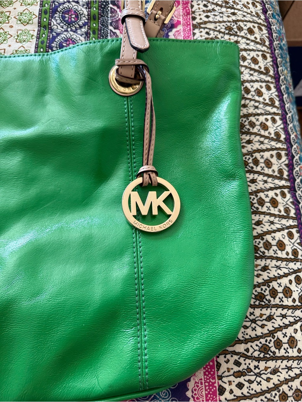 Michael Kors Bright Green Leather Tote with Gold MK Charm and Tan Straps - Picture 2 of 4